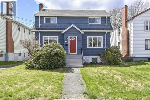 3376 Connaught Avenue, House detached with 4 bedrooms, 2 bathrooms and null parking in Halifax NS | Card Image