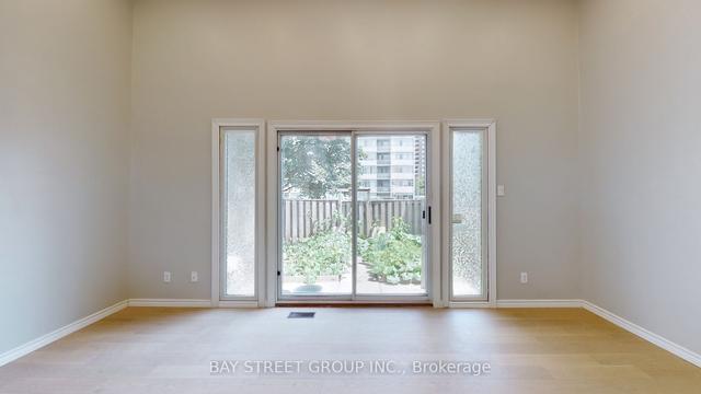 36 - 44 Chester Le Blvd, Townhouse with 3 bedrooms, 2 bathrooms and 2 parking in Toronto ON | Image 32