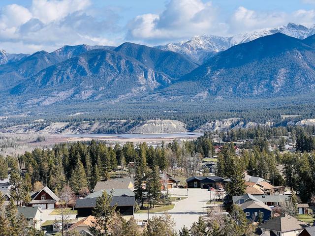 1711 Pine Ridge Mountain Place, House detached with 4 bedrooms, 3 bathrooms and 4 parking in Invermere BC | Image 23