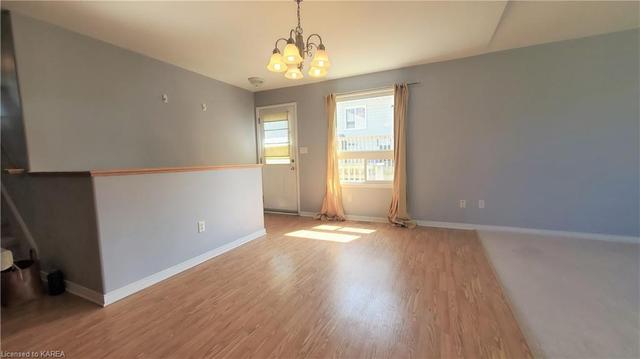 844 Peachwood Street, House semidetached with 2 bedrooms, 2 bathrooms and 3 parking in Kingston ON | Image 12