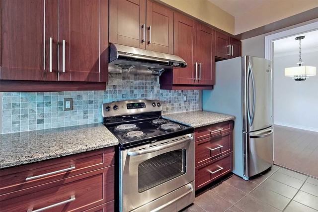 3122 - 68 Corporate Dr, Condo with 3 bedrooms, 3 bathrooms and 2 parking in Toronto ON | Image 2