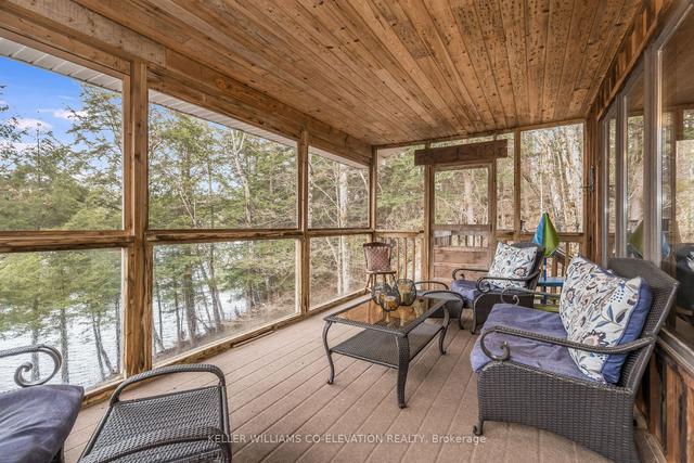 250 Simmons Lake Rd, House detached with 2 bedrooms, 1 bathrooms and 10 parking in Magnetawan ON | Image 7