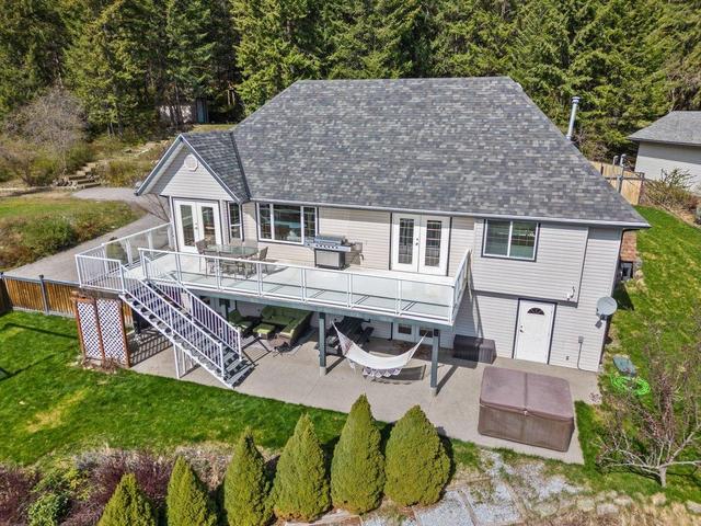 4165 Brown Road, House detached with 5 bedrooms, 3 bathrooms and null parking in Central Kootenay F BC | Image 42