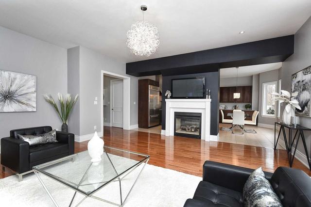 8 Hampton Park Cres, House detached with 6 bedrooms, 5 bathrooms and 2 parking in Toronto ON | Image 10