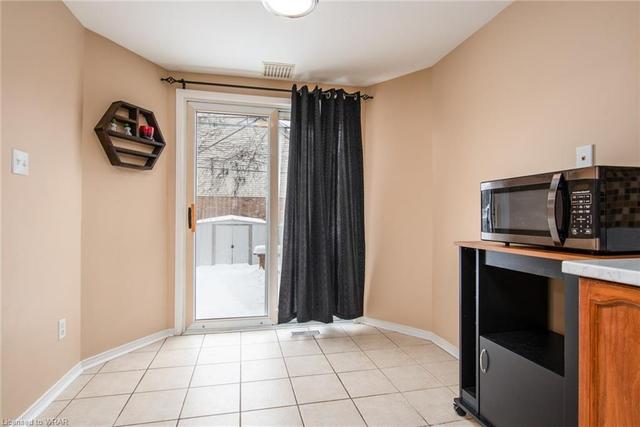 421 Downsview Place, House semidetached with 3 bedrooms, 2 bathrooms and 3 parking in Waterloo ON | Image 9
