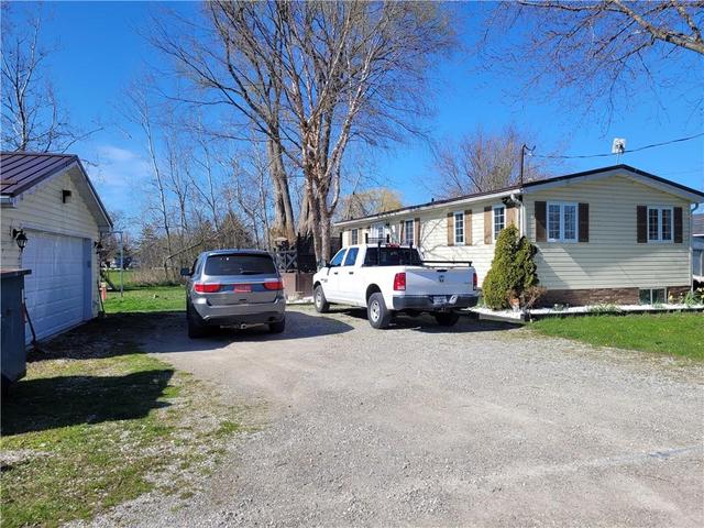 5 David Avenue, House detached with 2 bedrooms, 1 bathrooms and 6 parking in Haldimand County ON | Image 1