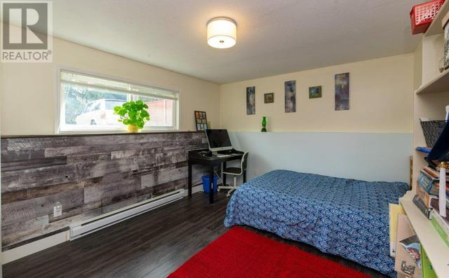 1142 Larch Avenue, House detached with 4 bedrooms, 2 bathrooms and 6 parking in Sicamous BC | Image 20