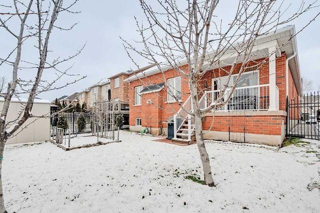 2567 Felhaber Cres, House detached with 3 bedrooms, 2 bathrooms and 4 parking in Oakville ON | Image 25