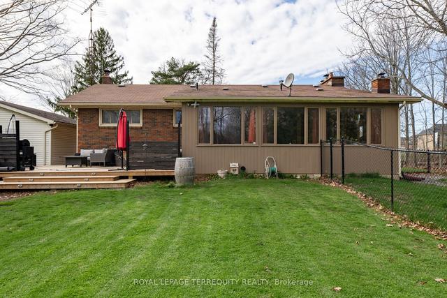 2293 County Rd 64, House detached with 3 bedrooms, 2 bathrooms and 12 parking in Prince Edward County ON | Image 28