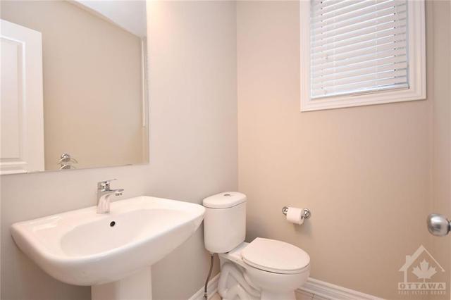 263 Hepatica Way, Townhouse with 3 bedrooms, 3 bathrooms and 3 parking in Ottawa ON | Image 14