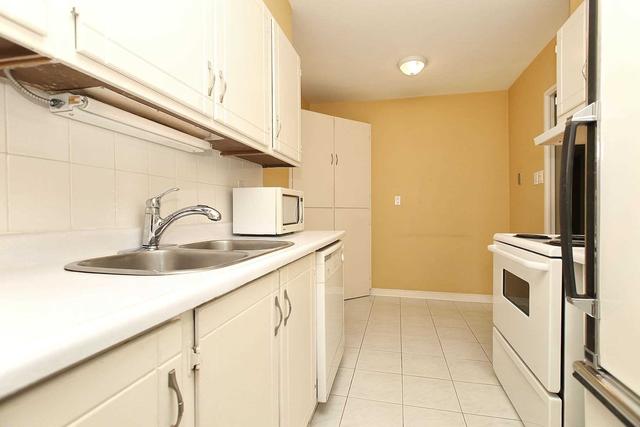 515 - 177 Linus Rd S, Condo with 1 bedrooms, 1 bathrooms and 1 parking in Toronto ON | Image 16