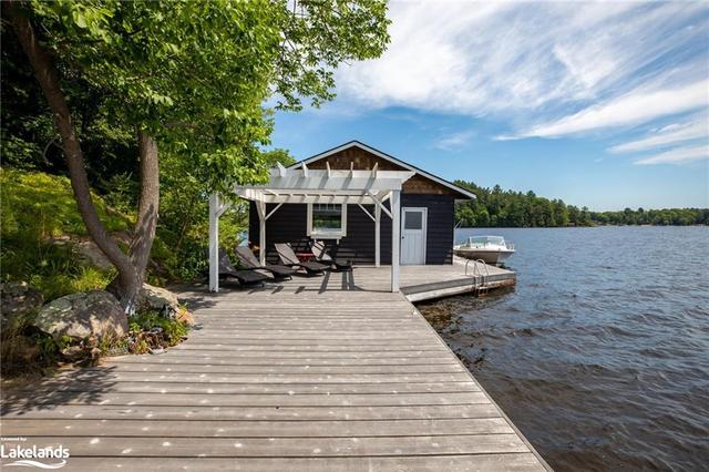 1655 Muskoka Road 118 W, House detached with 5 bedrooms, 4 bathrooms and 18 parking in Muskoka Lakes ON | Image 31