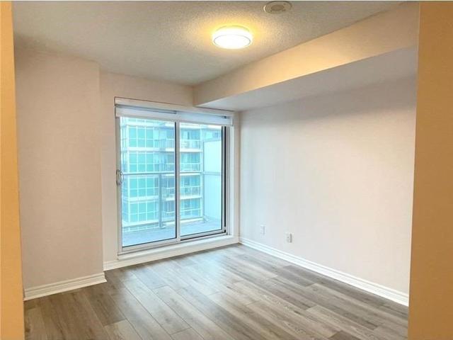 ph 04 - 60 Town Centre Crt, Condo with 2 bedrooms, 2 bathrooms and 1 parking in Toronto ON | Image 9