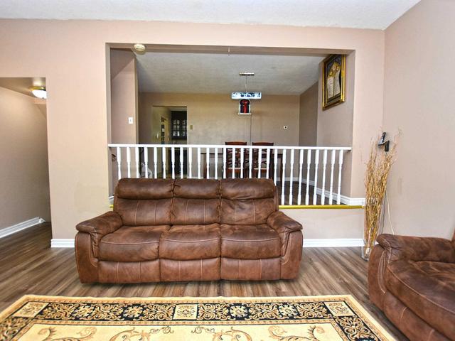 48 - 26 Barlake Ave, Condo with 3 bedrooms, 2 bathrooms and 3 parking in Hamilton ON | Image 39