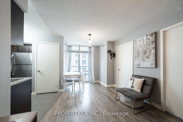 621 - 812 Lansdowne Ave, Condo with 2 bedrooms, 1 bathrooms and 1 parking in Toronto ON | Image 19
