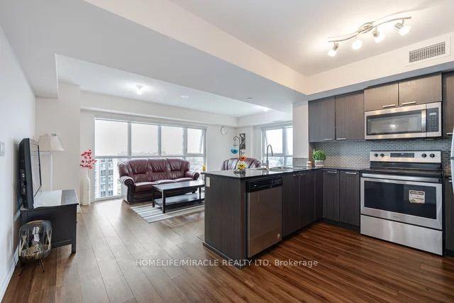 1002 - 2152 Lawrence Ave E, Condo with 3 bedrooms, 2 bathrooms and 1 parking in Toronto ON | Image 39