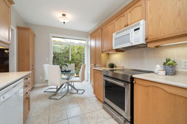 12 Louisbourg Way, Townhouse with 2 bedrooms, 3 bathrooms and 4 parking in Markham ON | Image 36