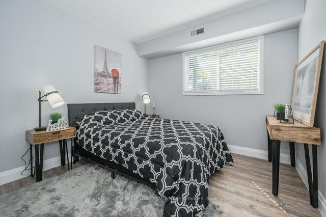 33 - 3085 Kingsway Dr, Condo with 2 bedrooms, 1 bathrooms and 1 parking in Kitchener ON | Image 11