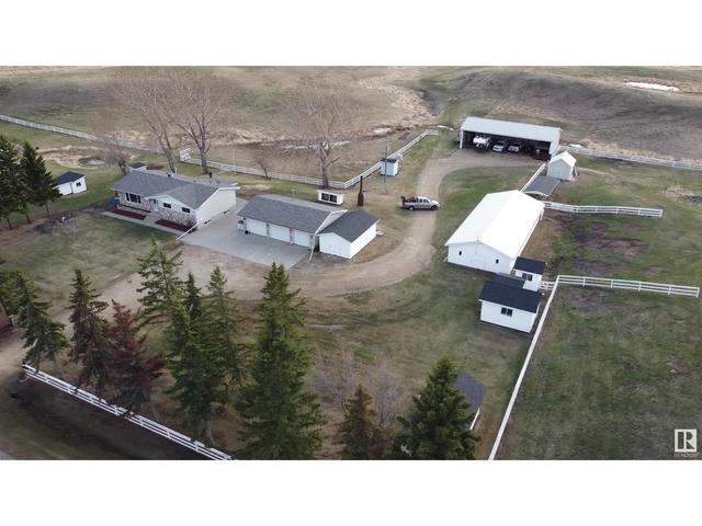 51046 Rge Rd 224, House detached with 4 bedrooms, 2 bathrooms and null parking in Strathcona County AB | Image 44