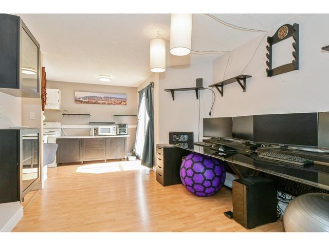 312 - 9952 149 Street, Condo with 1 bedrooms, 1 bathrooms and null parking in Surrey BC | Image 6