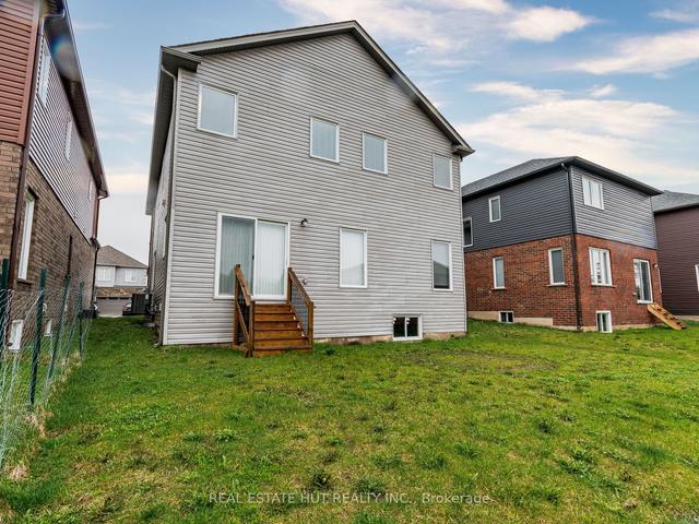64 Bethune Ave, House detached with 4 bedrooms, 4 bathrooms and 4 parking in Welland ON | Image 21