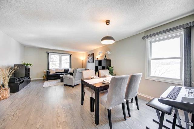 32 - 115 Main St S, Townhouse with 2 bedrooms, 2 bathrooms and 1 parking in Newmarket ON | Image 8