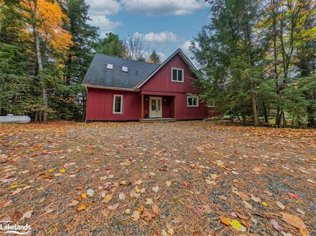 1009 Scotts Boathouse Road, House detached with 5 bedrooms, 2 bathrooms and 8 parking in Lake of Bays ON | Image 2