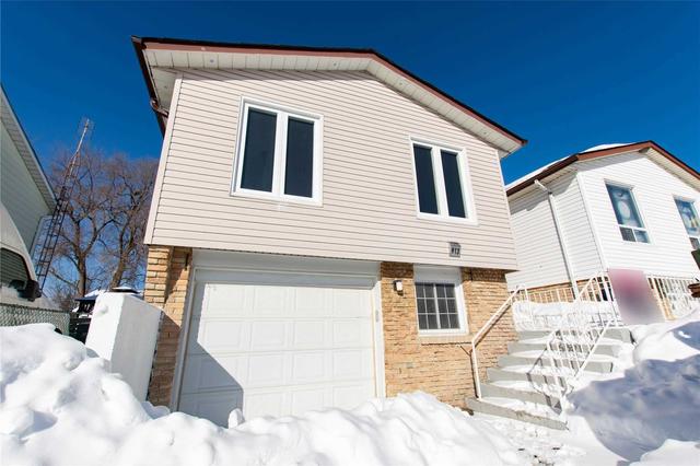 913 Stainton Dr, House semidetached with 3 bedrooms, 3 bathrooms and 5 parking in Mississauga ON | Image 23