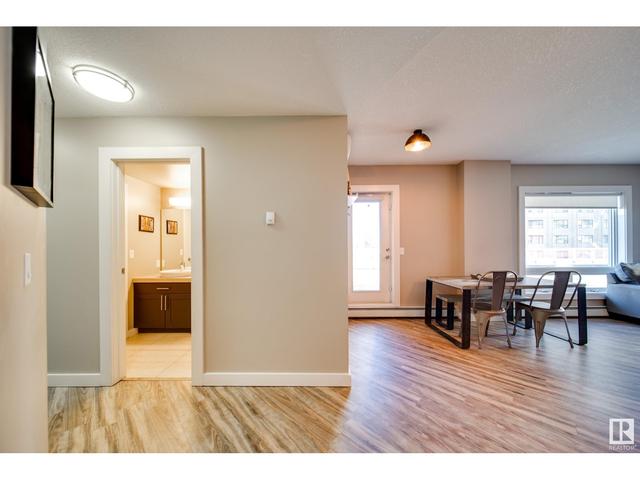 504 - 10136 104 St Nw, Condo with 2 bedrooms, 2 bathrooms and null parking in Edmonton AB | Image 4