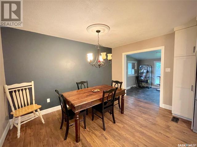 212 4th Avenue E, House detached with 3 bedrooms, 2 bathrooms and null parking in Nokomis SK | Image 12