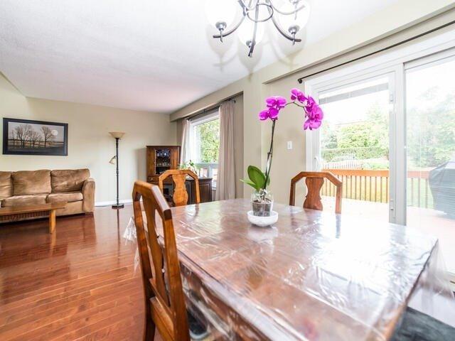 1255 Canborough Cres, House semidetached with 3 bedrooms, 3 bathrooms and 4 parking in Pickering ON | Image 4