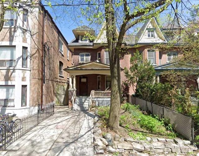 91 Beaty Ave, House semidetached with 5 bedrooms, 4 bathrooms and 0 parking in Toronto ON | Image 1