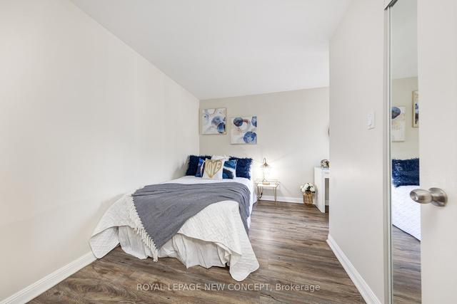 330 - 26 Douro St, Townhouse with 2 bedrooms, 2 bathrooms and 0 parking in Toronto ON | Image 14