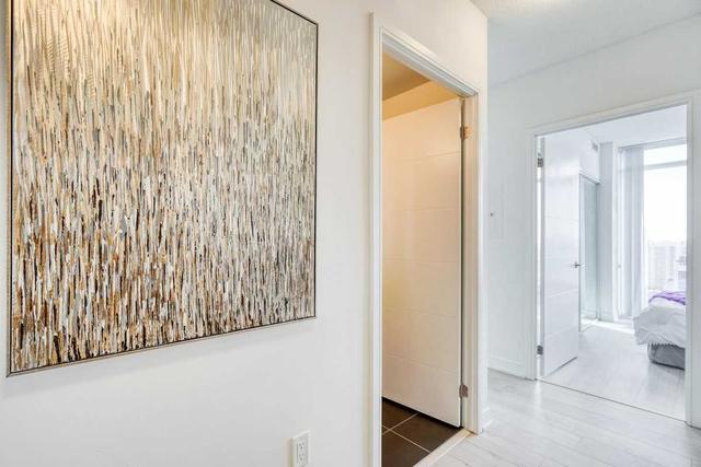 3704 - 50 Wellesley St E, Condo with 2 bedrooms, 2 bathrooms and 1 parking in Toronto ON | Image 6