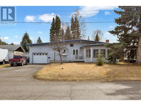 4129 Michael Road, House detached with 4 bedrooms, 3 bathrooms and null parking in Prince George BC | Card Image