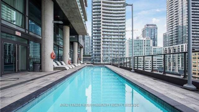 2508 - 290 Adelaide St W, Condo with 1 bedrooms, 1 bathrooms and 1 parking in Toronto ON | Image 13