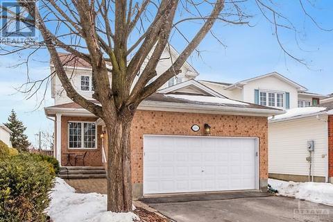 1941 Orchardview Avenue, House detached with 3 bedrooms, 2 bathrooms and 4 parking in Ottawa ON | Card Image