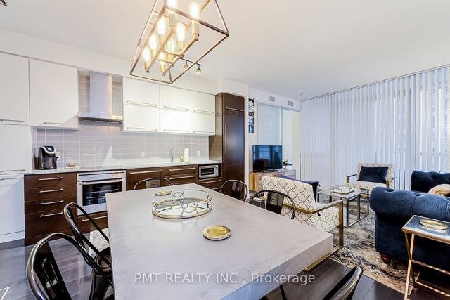 606 - 770 Bay St, Condo with 2 bedrooms, 2 bathrooms and 1 parking in Toronto ON | Image 25