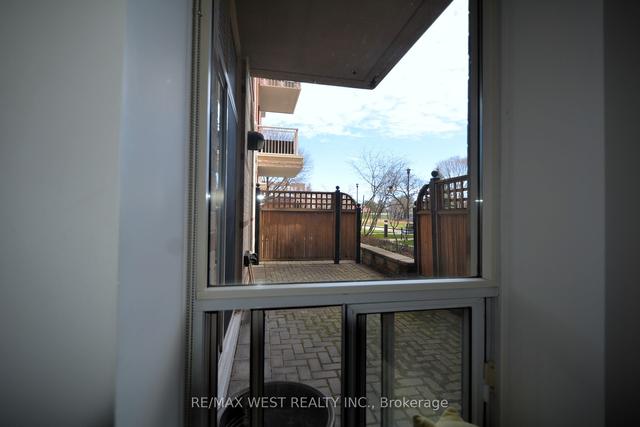 107 - 455 Rosewell Ave, Condo with 2 bedrooms, 2 bathrooms and 2 parking in Toronto ON | Image 7