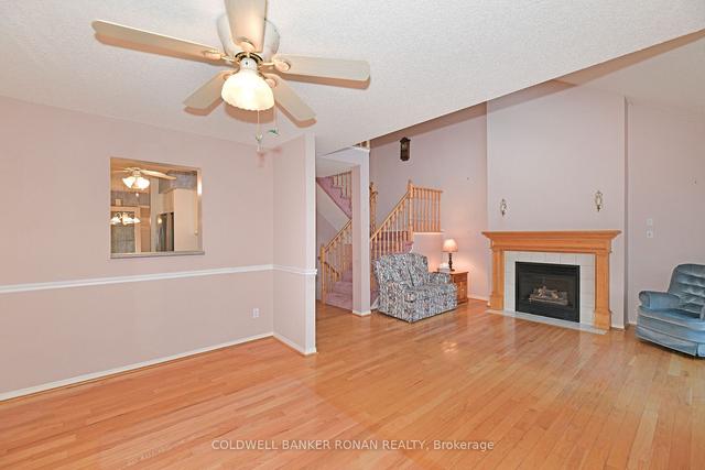 210 Greenbriar Rd, Condo with 2 bedrooms, 4 bathrooms and 3 parking in New Tecumseth ON | Image 2