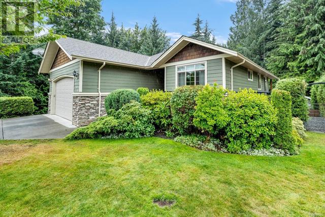 400 Winter Dr, House detached with 4 bedrooms, 3 bathrooms and 4 parking in Lake Cowichan BC | Image 2