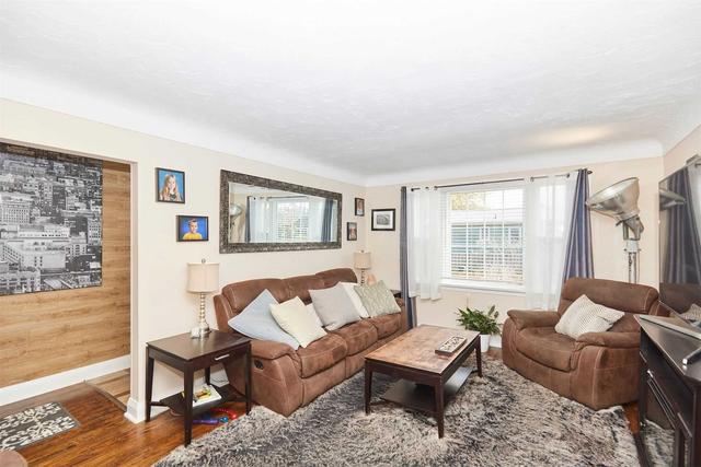 12 Ferndale Ave, House detached with 2 bedrooms, 1 bathrooms and 4 parking in St. Catharines ON | Image 32