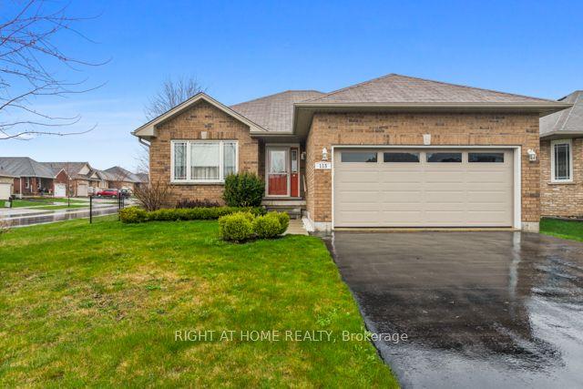 113 Laurent Blvd, House detached with 2 bedrooms, 2 bathrooms and 6 parking in Kawartha Lakes ON | Image 1