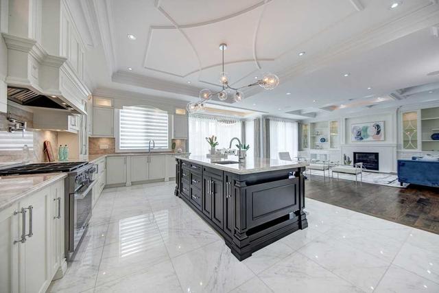 82 Risebrough Ave, House detached with 4 bedrooms, 7 bathrooms and 6 parking in Toronto ON | Image 24