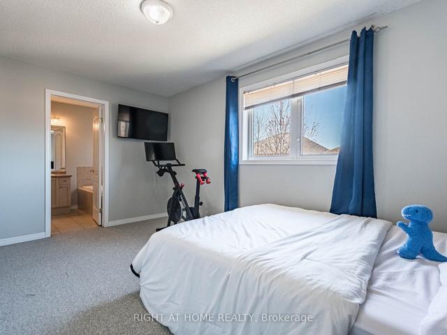 23 Glendarling Cres, House detached with 4 bedrooms, 3 bathrooms and 3 parking in Hamilton ON | Image 17