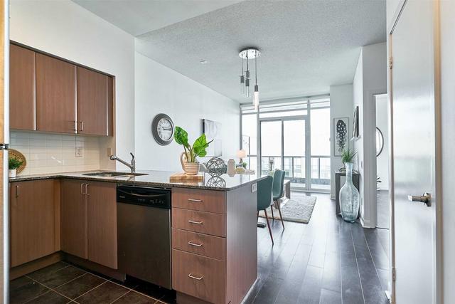 1014 - 525 Wilson Ave, Condo with 1 bedrooms, 1 bathrooms and 1 parking in Toronto ON | Image 20