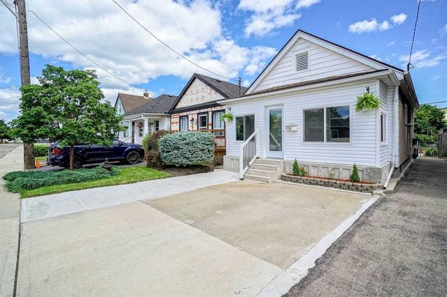 156 Barons Ave N, House detached with 2 bedrooms, 2 bathrooms and 1 parking in Hamilton ON | Image 12