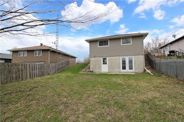 864 Grandview Dr, House detached with 3 bedrooms, 2 bathrooms and 5 parking in Oshawa ON | Image 18