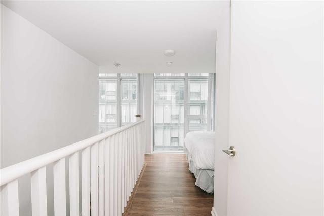 1708E - 36 Lisgar St, Condo with 1 bedrooms, 2 bathrooms and null parking in Toronto ON | Image 13