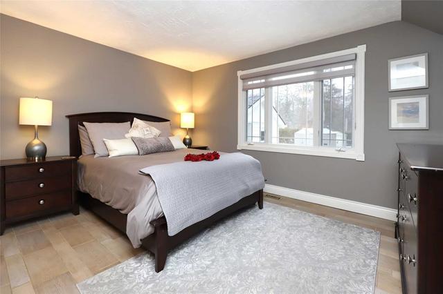25 River Rd, House detached with 3 bedrooms, 2 bathrooms and 5 parking in Brampton ON | Image 9